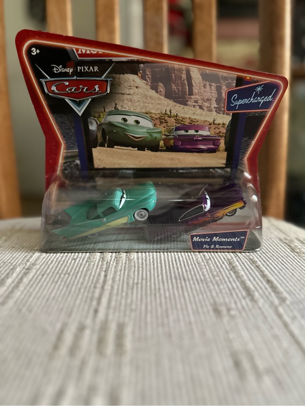 Disney Pixar Cars Movie Moments-Flo & Ramirez-World of Cars Supercharged 2007